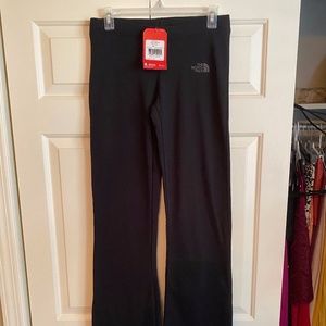 The Northface Half Dome Pant Size S. NWT